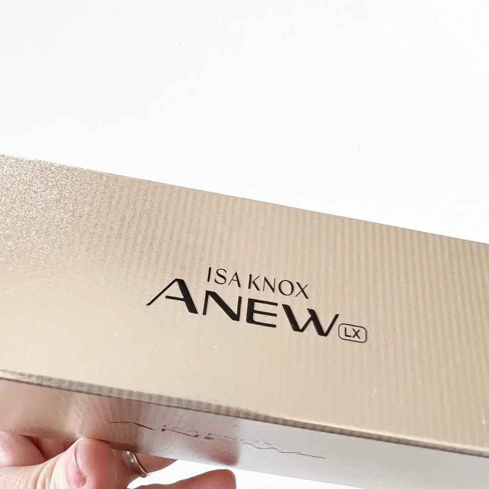 Isa Knox ANEW LX Ultimate Special 4 Piece Trial Kit Avon Skin Care Cream Serum